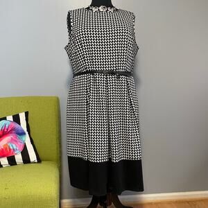 Calvin Klein Black White Houndstooth Belted Fit and Flare Dress 22W